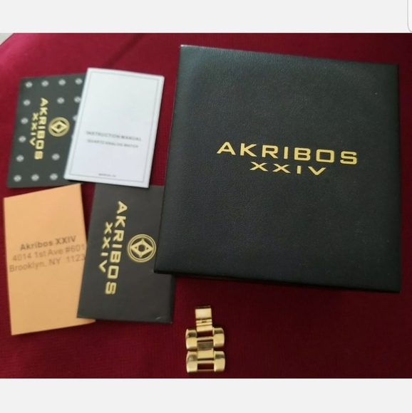 AKRIBOS XXIV Gold Chain Bracelet Watch w/Bling⌚️